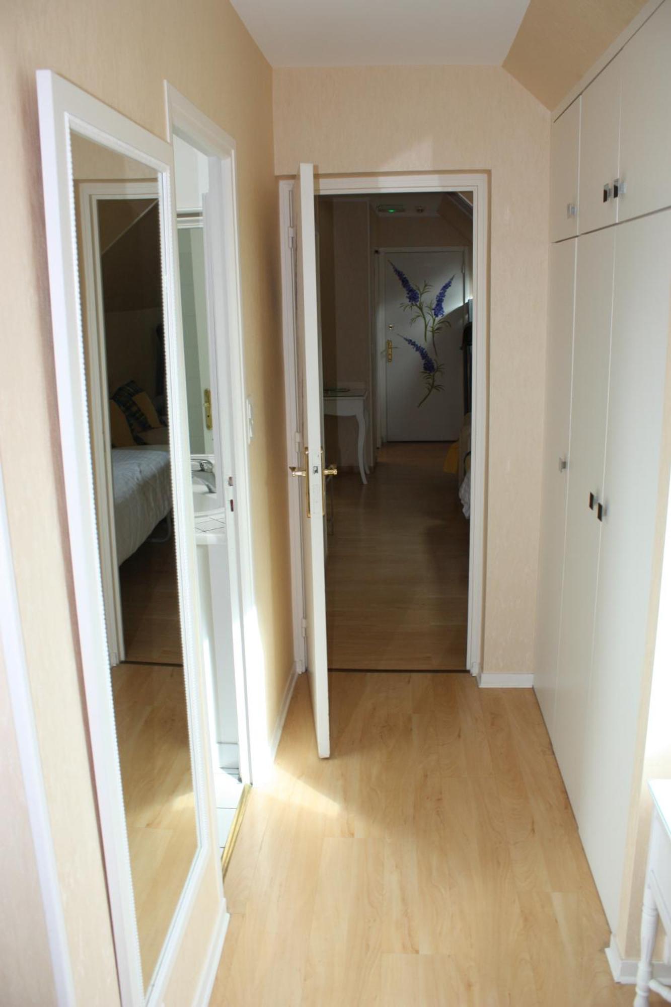 Hotel Biney Rodez Esterno foto