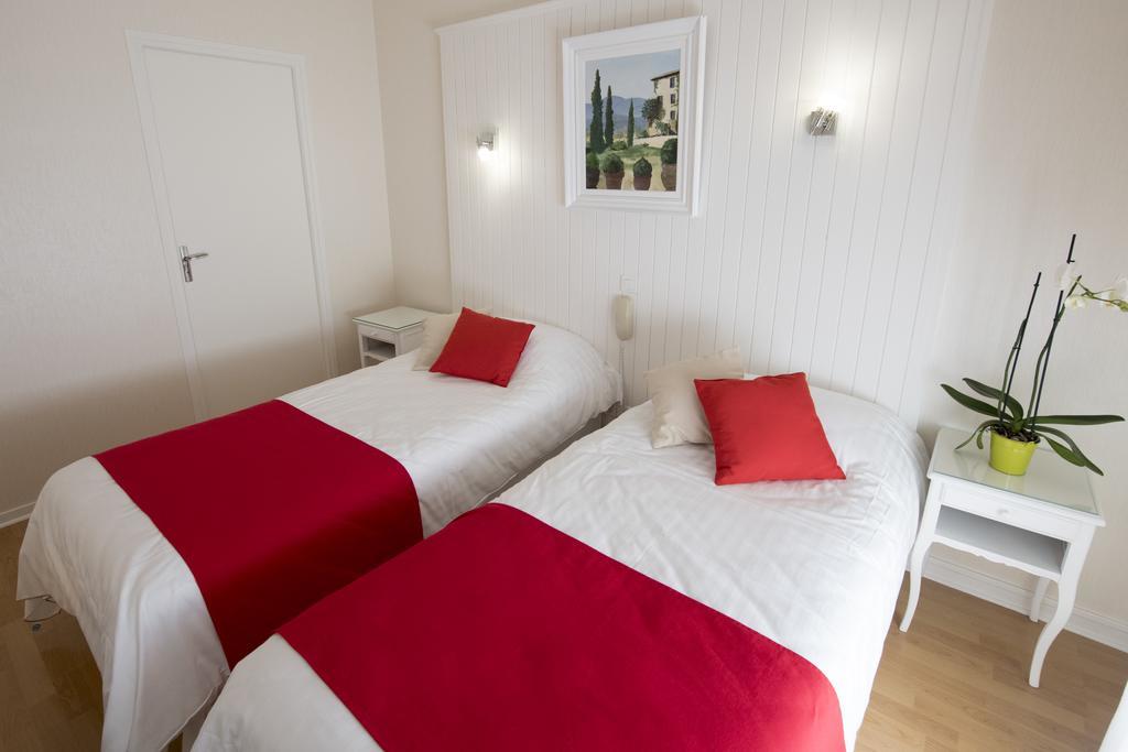 Hotel Biney Rodez Esterno foto